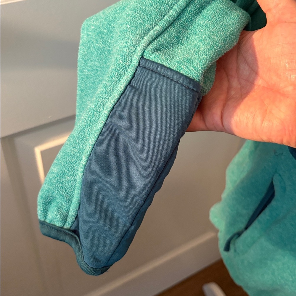 Free Country Teal and Navy Jacket - Picture 5 of 11